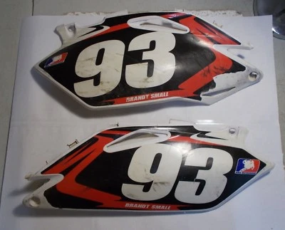 Par de cubiertas de paneles laterales para Honda CR450R 2009 83510-MEN-A30/83610-MEN-A30 (020) Foto 1 de 4