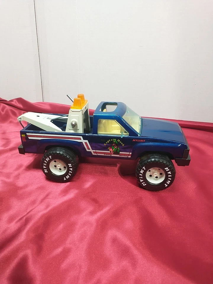 Camión grúa de colección Nylint Captain Hook camioneta Toyota 12" acero prensado Foto 1 de 4