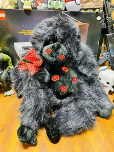 NWOT MASSIVE 24” Gorilla Dan Dee Plush Monkey Plush Stuffed Love Kiss Valentines - Picture 1 of 6
