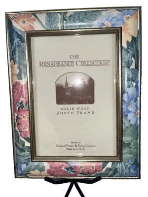 Cuadro y Marco Nacional Co-Hecho EE. UU. De Colección Renacimiento Colección Madera Floral Foto 1 de 4