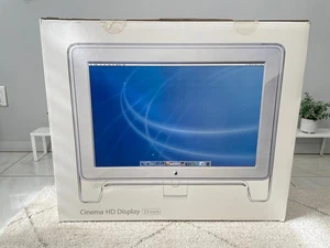 Apple Cinema HD Display M8537 23" LCD Monitor DVI 1920 x 1200 New - Picture 1 of 10