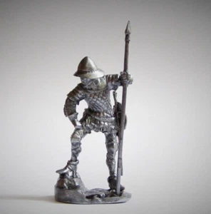 Tin Soldiers Action Figurines European Knight 15 Century 54 mm. Unpainted - Picture 1 of 5