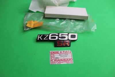 NOS Genuine KAWASAKI 1978-1979 KZ650 MARK,SIDE COVER,R.H. | KZ650-D1/D1A - Image 1 of 4