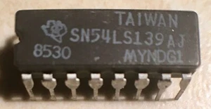 T.I. DM54LS139AJ Military Dual 2 to 4 Line Decoder/Demultiplexer - NOS - Bild 1 von 1