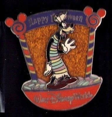 Disney Halloween Goofy pin - Image 1 of 1