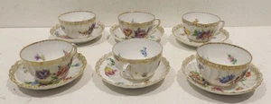 6 tasses + assiettes en porcelaine peintes à la main Dresde Saxe Dm. 12 cm de fleurs, bordure dorée - Photo 1/9