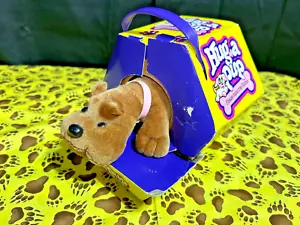 Vintage Marchon 1985 Hug-a-Pup 7" Plüsch brauner Hund - Nr. 70100 - Neu im Karton - Bild 1 von 4