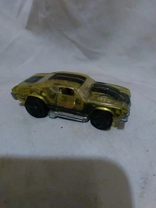 HOT WHEELS X-RAYCERS '69 CHEVELLE YELLOW W/ BLACK STRIPES - Picture 1 of 6