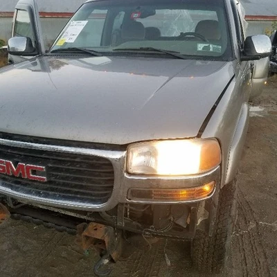 Wash Reservoir With Low Level Indicator Fits 99-05 SIERRA 1500 PICKUP 263953 Foto 1 de 4
