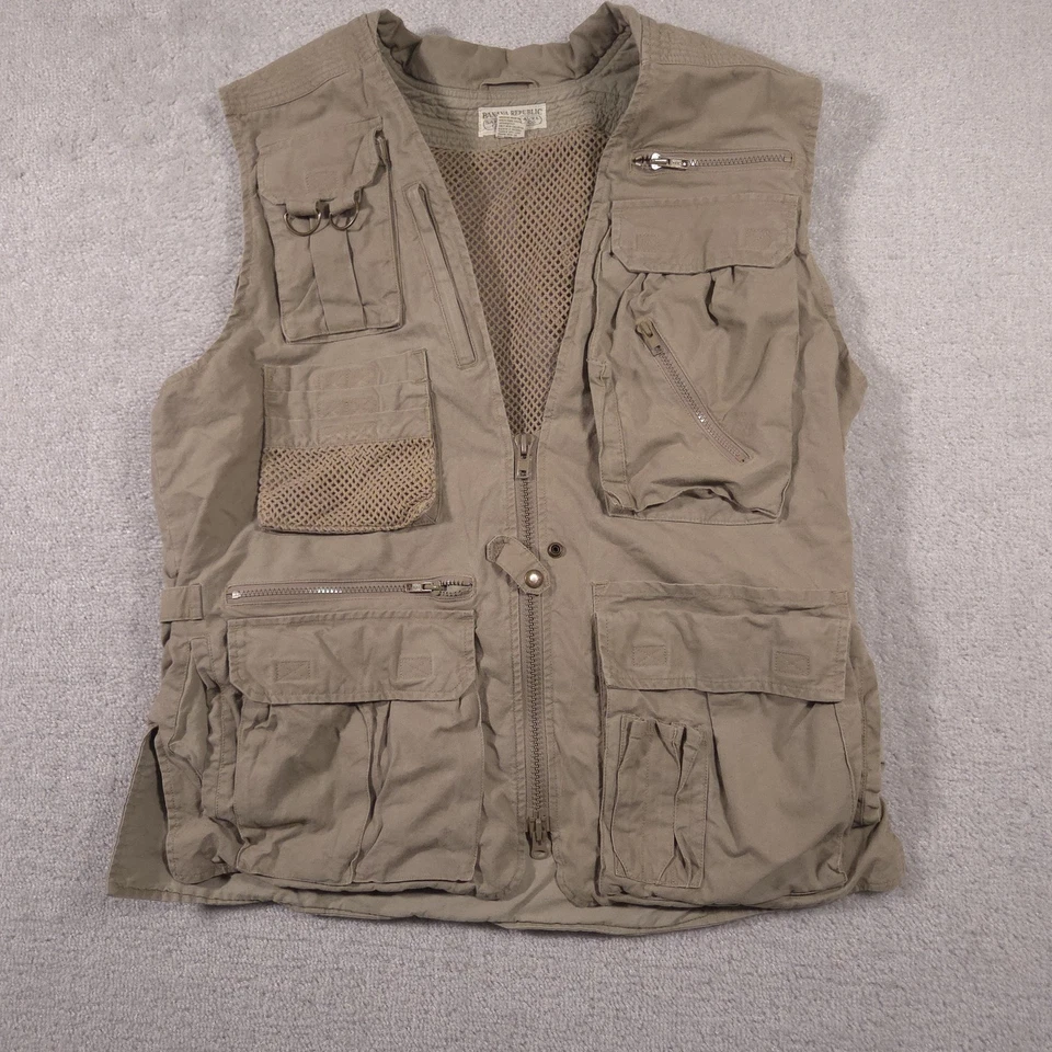 Vintage Banana Republic Vest Mens Large Khaki Safari Travel Multi Pocket 80s - Image 1 of 4