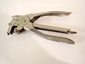 Vintage Neva -Clog Model S-100 Hand Held Stapler made in USA - Picture 1 of 3