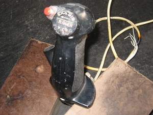 ANSUL B8 FLIGHT CONTROL GRIP variant for BELL 206 JET RANGER HELICOPTER HUEY UH1 - Picture 1 of 11