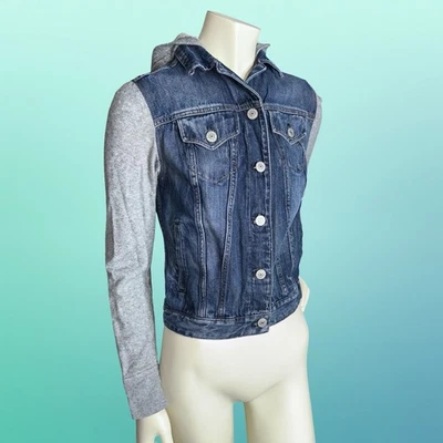 Jaqueta jeans Express Distressed com capuz e mangas com capuz - Imagem 1 de 4