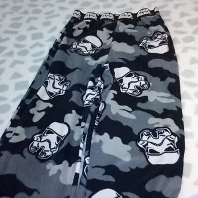Pantalones de pijama de lana pequeños Darth Vader Stormtrooper Star Wars para niños jóvenes Foto 1 de 3