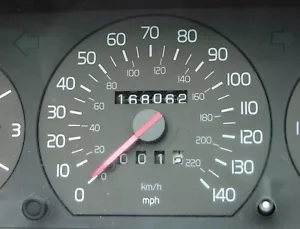 Volvo 940-740 Instrument cluster 168,062 miles. For 1992 740 940 NON-TURBO Cars. - Picture 1 of 12