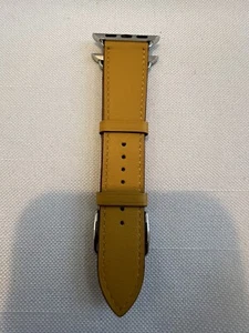 Apple Watch Hermès Single Tour 41 mm Jaune D'or Swift Calfskin Leather. Band. - Picture 1 of 15