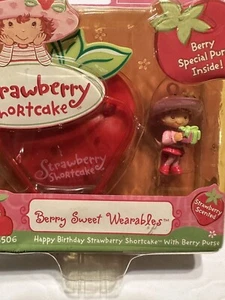 Vintage Strawberry Shortcake Berry Sweet Wearables Purse Happy Birthday Cake - Picture 1 of 5