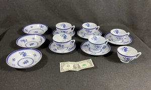 Spode Gloucester Cups, Saucer, And 3 Small Sauce Bowls. - Picture 1 of 4
