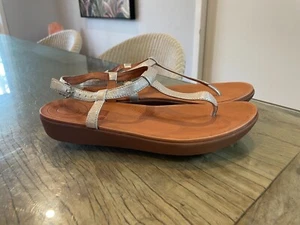 FITFLOP COMFORT pale gold Leather SANDALS EU39 never worn - Picture 1 of 8