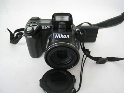 Nikon COOLPIX 5700 5.0MP Digital Camera Black F2.8-4.2 8.9-71.2mm - Image 1 of 4