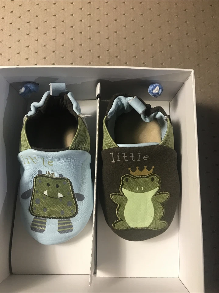 New Robeez Boys Little Prince Blue Size 0-6 months Reversible - Image 1 of 3