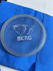 Kastaplast K1 Soft Berg - Iceberg Narwhal Stamp Clear silver heart  Foil Stamp - Picture 1 of 5