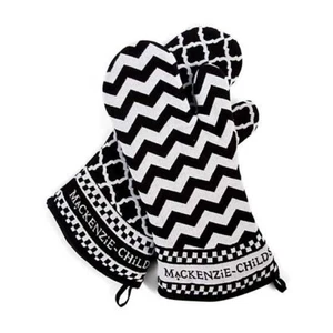 Brand New Mackenzie Childs Black & White Zig Zag Oven Mitts, Set of 2 - Picture 1 of 2