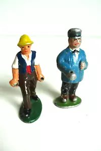 QUIRALU 2 PERSONNAGES DE FERME ALU Ht 6 cm BON ÉTAT - Bild 1 von 3