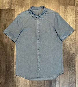 Lululemon Commission Short Sleeve Shirt M Chambray Blue Button Down - Picture 1 of 6