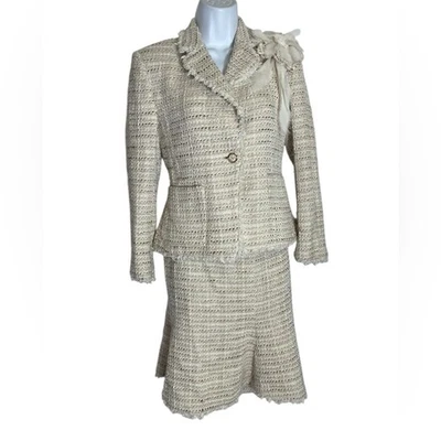 Impresionante Conjunto Falda Traje Anne Klein Talla 6 Pequeño Beige y Crema PERFECTO Foto 1 de 4