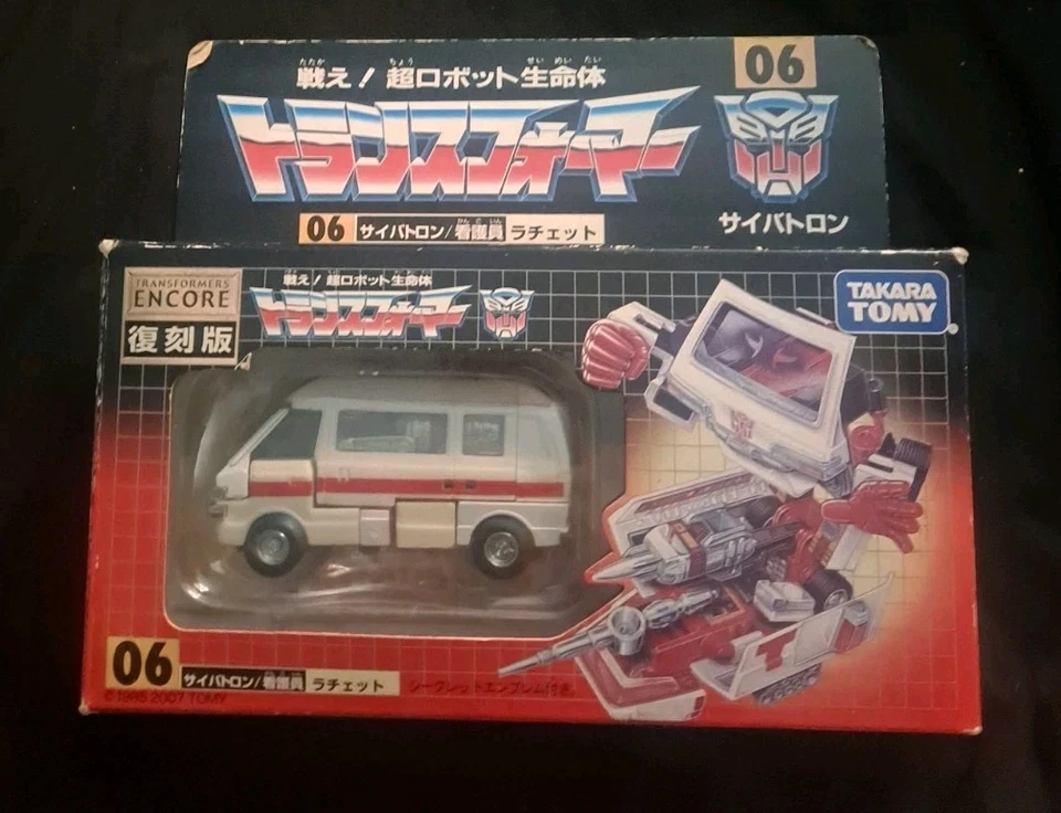 Takara Transformers Encore Ratchet Foto 1 de 1