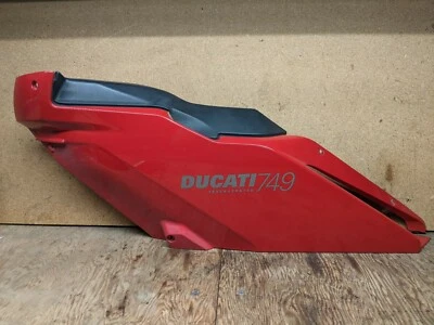 Ducati 749 Superbike 2005 biposto OEM panel lateral izquierdo carenado mitad superior rojo Foto 1 de 4