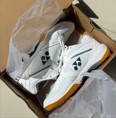 YONEX Power Cushion 65z Mens (SHB65Z4MEX), WHITE - image 1 of 4