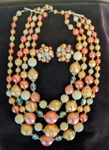 Vtg 4 Strand Faux Pearl Pink White Gold Clip on Earrings Choker Necklace Japan - Picture 1 of 4