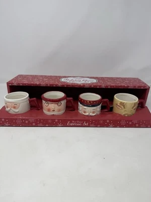 Juego de 4 tazas de café espresso de cerámica de invierno Strawberry Street Bella nuevas navidad Foto 1 de 4