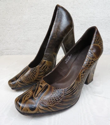 Zapatos de salón BOLO By Born para mujer 8,5 cuero tooled dragón marrón tacón bloque   Foto 1 de 4