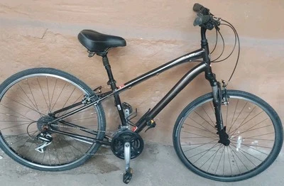  Specialized Globe Bike Shimano V-Brakes USA Shipper - Image 1 of 4