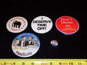 JA-0060 1993 Bill & Hillary Clinton + Al &Tipper Gore Button Pin + NIXON PIN +++ - Picture 1 of 1