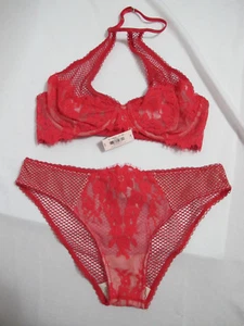 NWT Victoria's Secret Dream Angels Sexy Red Mesh Unlined Demi 32C Cheekini S - Picture 1 of 10