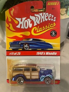 Hot Wheels Classics Series 1 2004 #11/25 años 40 Woodie Blue - Imagen 1 de 2