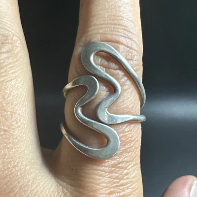 Anillo Modernista Artístico Envolvente de Plata de Ley 925 Boho Waves Firmado Foto 1 de 4