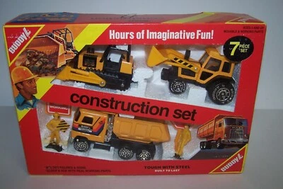 Buddy L Construction 7 Piece Play Set Tough with Steel Figures & Signs NIB - Image 1 of 4