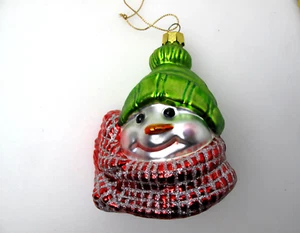 Navidad Cristal Adorno Cabeza Niño Verde Sombrero Rojo Bufanda 4.5" H - Imagen 1 de 5