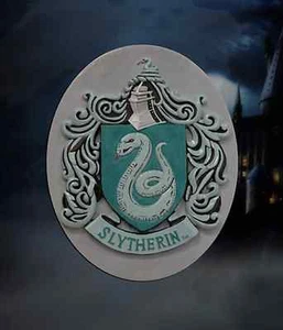 Officiel Harry Potter Hogwarts Serpentard Crest Résine 3D Aimant Film TV Cadeau - Photo 1/1