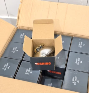 (24) Oshino Q4631 Aircraft Landing Lights PAR36 13V 250W Sealed Beam Lamps *NIB - Picture 1 of 16