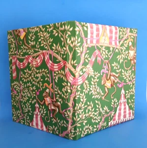 Brunschwig & Fils Ordner Monkey Business glasiert Chintz 11,5"x 9 1/8" süß selten - Bild 1 von 5
