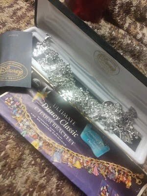 Pulsera Disney Clásica Dije Plata Edición Limitada Rara Foto 1 de 4