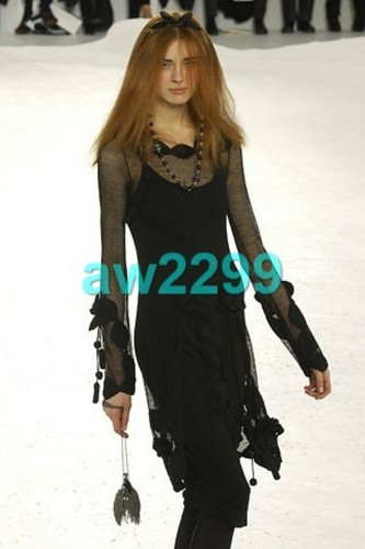 CHANEL NEW AUTUNNO 2007 RUNWAY 2 PEZZI APPLIQUE CAMELIA ABITO RARO 36 4 NUOVO NERO