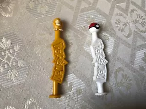 2 x POKEMON TOPPS LOLLIPOP STICKS PSYDUCK & CATCHA BALL - Bild 1 von 1