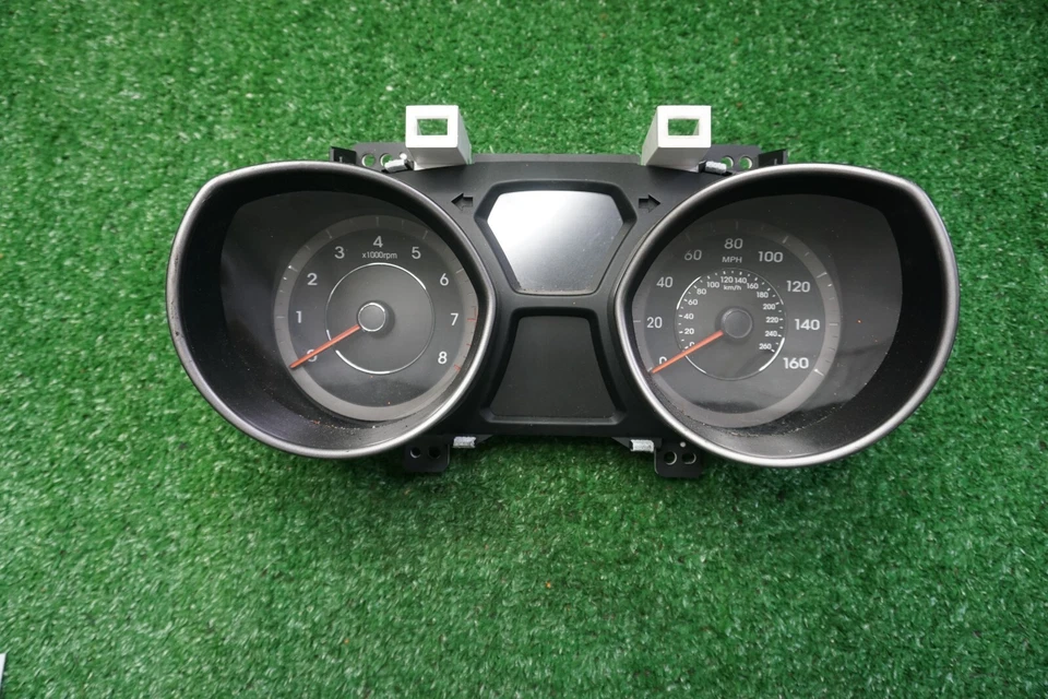Hyundai Elantra 2006 velocímetro calibre panel OEM 940043Y010 Foto 1 de 3
